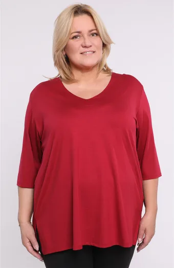 Obična bordo bluza s V-izrezom
