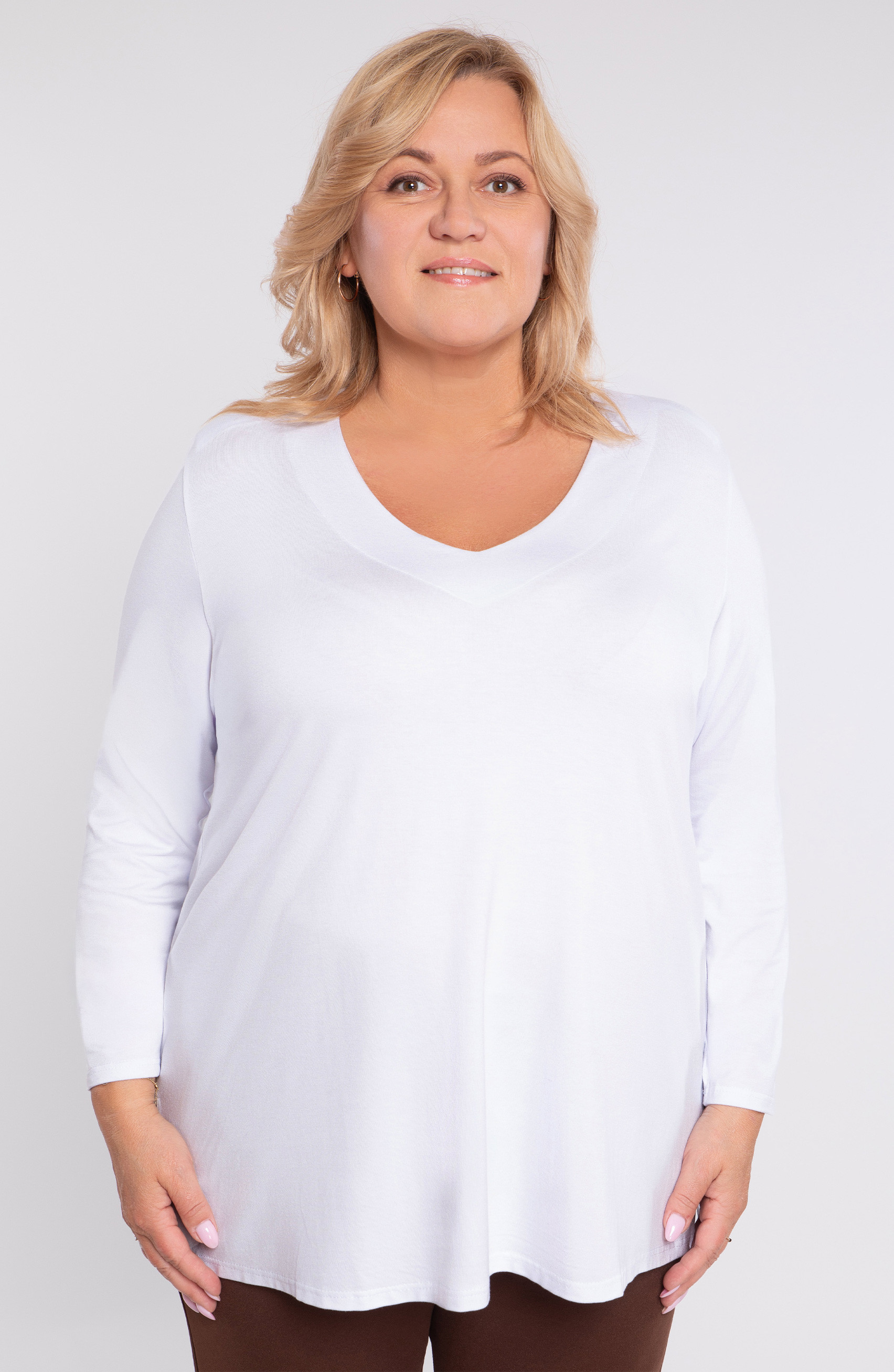 Bijela viskozna bluza