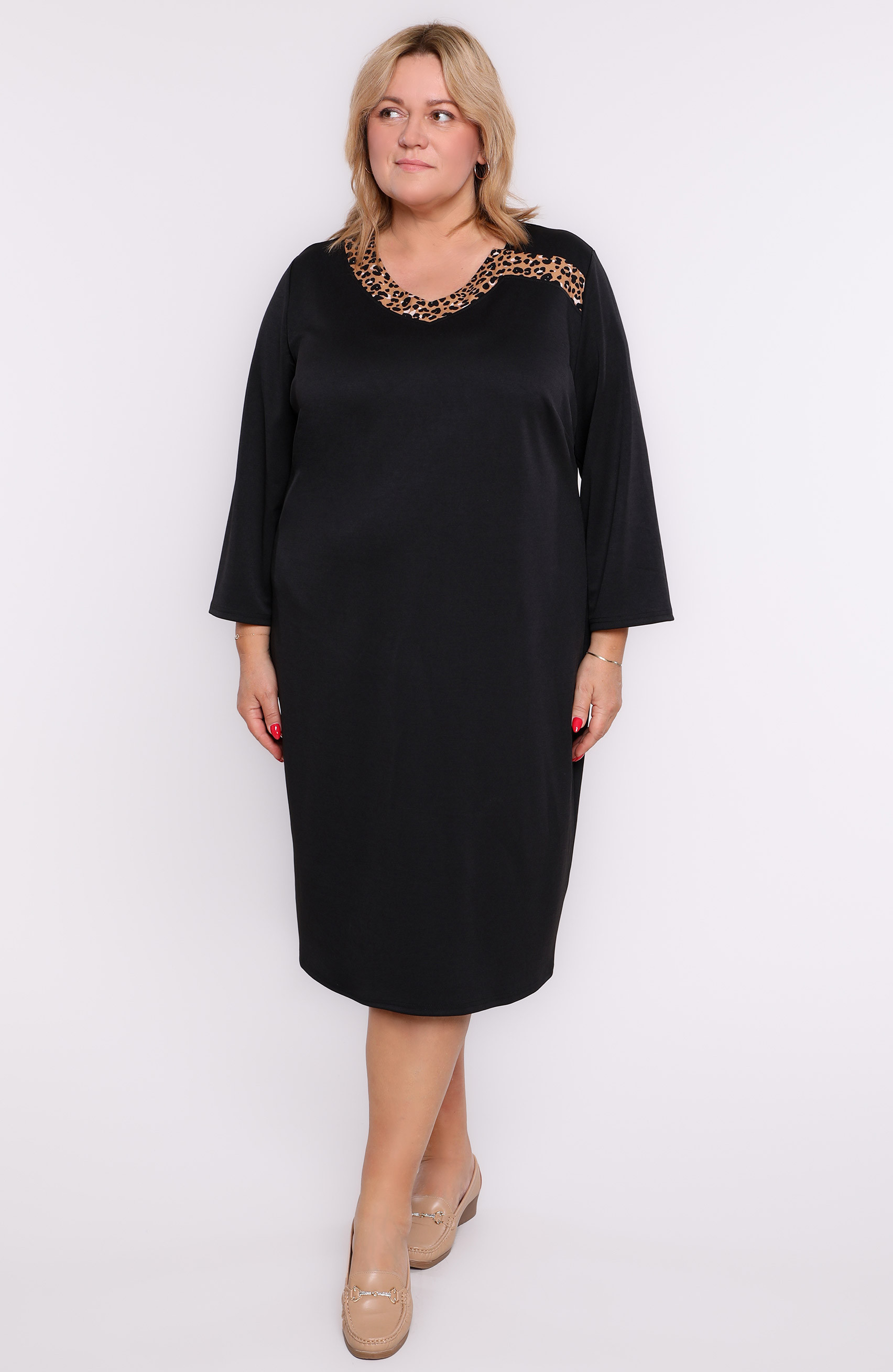 Crna haljina s leopard izrezom